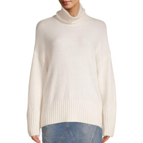 V-neck Flowy T-Shirt